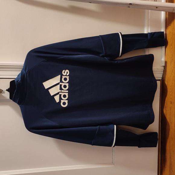 Manchester United Jersey.  Hardly Worn. Long Sleeve, Mock Neck. Large. - Picture 2 of 8